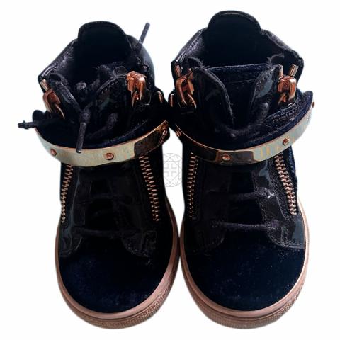 Large Product Preview Image 1